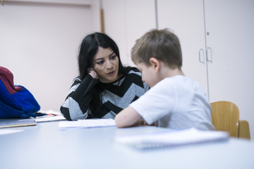 La Haute Autorité de santé publie des recommandations pour renforcer la qualité des visites en présence d’un tiers et mieux protéger les enfants